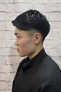 好印象を引き出すビジネスショートスタイル - グレイスフルバーバー プラチナム掲載