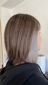 イヤリングカラー×シルバーグレージュ - chill out 南塚口本店掲載