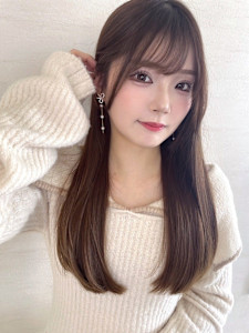 透明感　顔周りカット　ストレート　ロング　ブラウンカラー - LOUIMADNA栄掲載