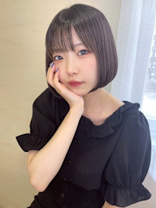 ミニボブ　愛されボブ　前髪あり　内巻きボブ　韓国ヘア　透明感 - LOUIMADNA栄掲載
