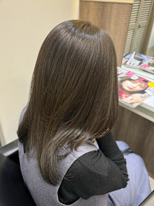 オリーブベージュ - 半個室型美容室 Sourire 新宮店掲載