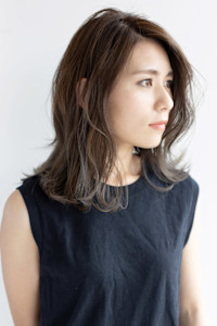 大人のミディアムヘア
