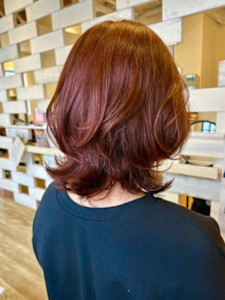 ナチュラルウルフ×鮮やかカラー/30代/40代/50代 - chill out 塚口本町店掲載