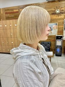 【黒田】ハイトーンボブ/ミニボブ