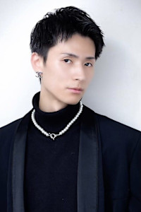 MEN’S HAIR/ブルーブラック/フェザーパーマ - elde 9’s HAIR STAND川口 川口店掲載