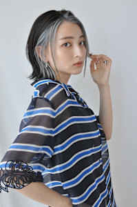 フェイスフレーミング／ハイライトボブ／コントラストカラー