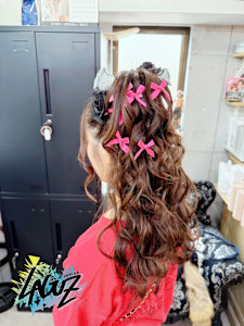 【ヘアセット】リボンツインハーフアップアレンジ 茅ヶ崎