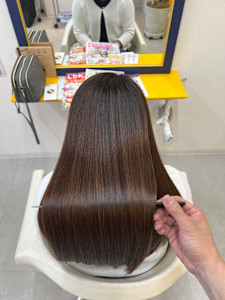【髪仕度CORE／札幌市東区】艶髪縮毛矯正
