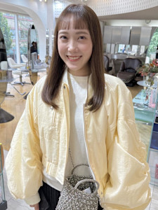 透明感たっぷりオリーブベージュ - Of HAIR Jiyugaoka掲載