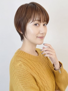 タイトなシルエットがポイントなショート - ameri love hair掲載