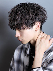 波巻きスパイラルパーマ - LIPPS hair 池袋【リップスヘアー】掲載