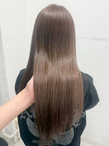 ブリーチダブルカラーミルクティーグレージュ - prize 表参道/原宿店【プライズ】掲載