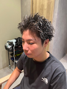 スパイキーショート