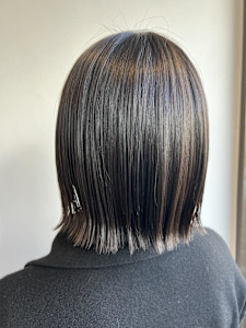 切りっぱなしボブ