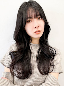 韓国風くびれロング◎美髪韓国風パーマ×艶カラー
