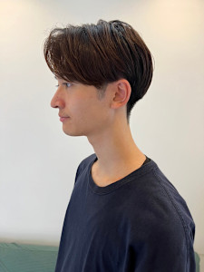 men's 王道センターパート - newi 調布掲載