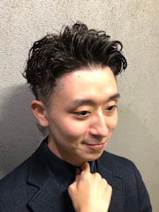 かきあげ風パーマ - ヒロ銀座バーバーショップ難波店掲載