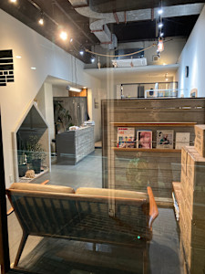 nuu 【ヌウ】(ヌウ)