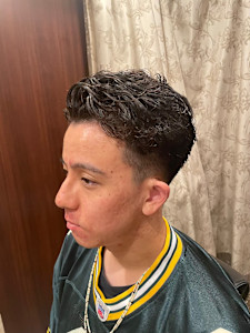 かきあげ風パーマ - ヒロ銀座バーバーショップ難波店掲載