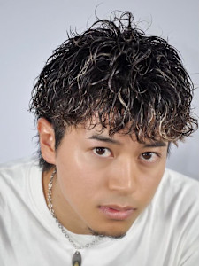 ツイスパウルフ - ヒロ銀座BARBER SHOP 秋葉原店掲載