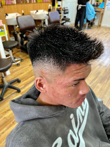 スキンフェードカット