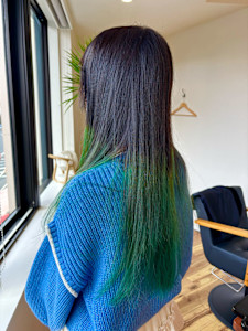 ブリーチonカラー（グリーン）