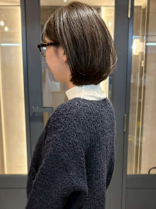 オリーブアッシュ ショートボブ 髪質改善 顔周りカット  - atelier.神戸三宮店【アトリエ】掲載