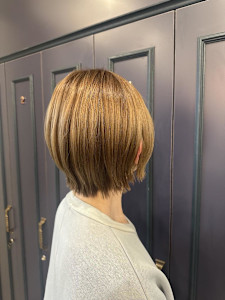 外ハネショートボブ - hair Dr.VEGA掲載