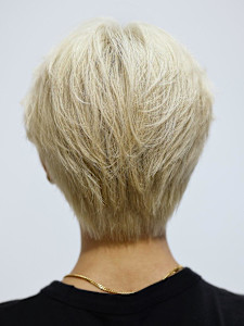 ブロンドセンターパート - LIPPS hair 立川【リップスヘアー】掲載