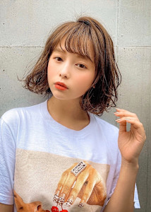 綺麗な艶髪スタイル　カットカラー