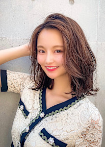 綺麗な艶髪スタイル　美髪レイヤー - 髪質改善 fiica掲載