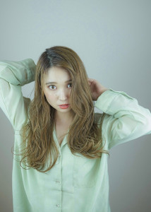 大人レイヤー/レイヤースタイル/顔まわりレイヤー