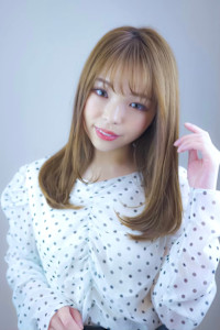 大人レイヤー/レイヤースタイル/顔まわりレイヤー - 髪質改善 fiica掲載