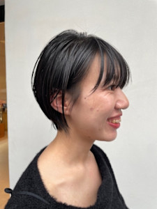 ショートボブ