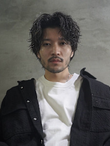 波巻スパイラルパーマツイストスパイラルパーマ無造作ヘア - QOL mens salon 円山掲載