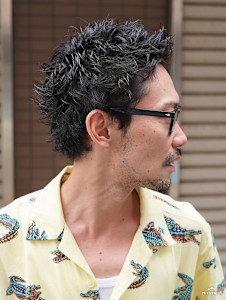 大人スパーキーショートパーマツイスト - QOL mens salon 円山掲載