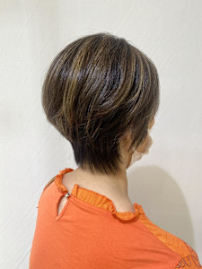 ハイライトで白髪ぼかし - Ash 八王子店掲載