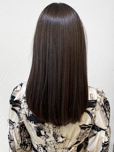 ダークグレーカラー