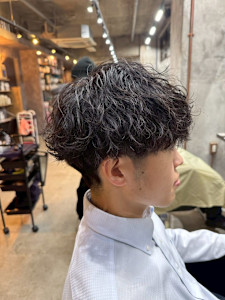 kearny -メンズパーマ&メンズカット- 上野×スタイル - kearny -メンズパーマ&メンズカット- 上野掲載