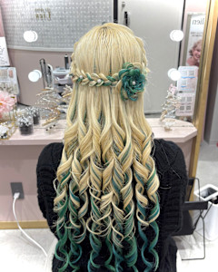 ハーフアップ×お花アレンジ☆