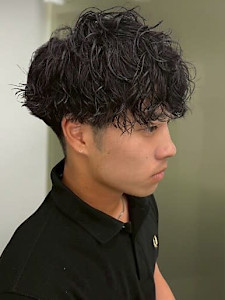 ツイストスパイラルパーマ ツーブロック 束感 メンズショート - Men's salon SEPT. 博多掲載