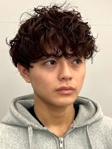 プードルパーマ マッシュ アッシュブラウン ツーブロック - Men's salon SEPT. 博多掲載