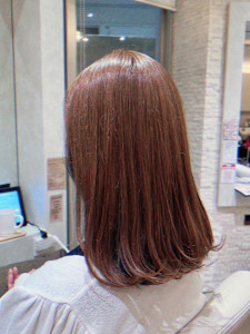 ミディアムボブ