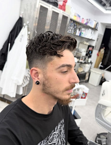 カールアップバング - DAMDEE TOKYO 心斎橋掲載