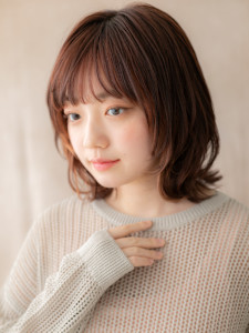 イヤリングカラー外ハネ小顔ウルフボブクラゲヘアー20代30代 - COVER HAIR bliss【カバーヘア ブリス】上尾/上尾西口店掲載