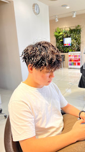 【今流行りのシャドウパーマ】 - LUCK由比ヶ浜掲載