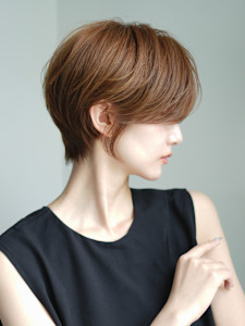 前下がりショート・ボブ/絶壁解消/前髪あり/40代/30代 - INCEPTION  GINZA 銀座掲載