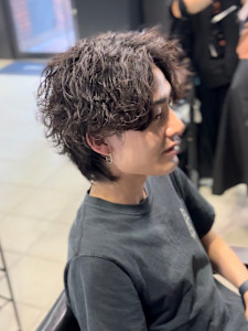 センターパート×波巻きパーマ×スパイラルパーマ×men's - owl 心斎橋掲載