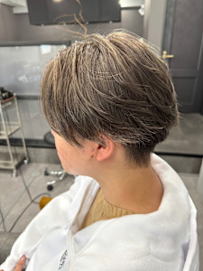 WAVY 桜木町 センターパート×グレーシルバー