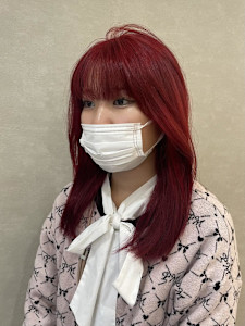 高発色レッドでつくる上品派手カラー - Simple掲載